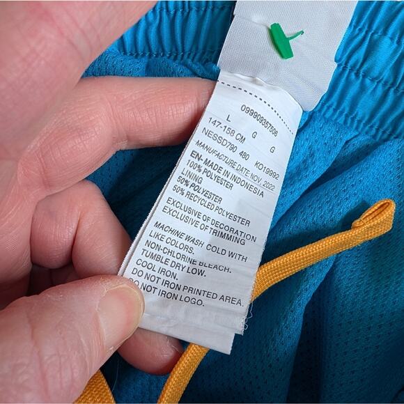 Nike Boys' Shift Breaker Volley Swim Shorts Large - Picture 5 of 6